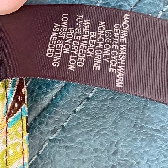 Bisou Bisou Sheer Green Elastic Waist Top - Picture 7 of 9